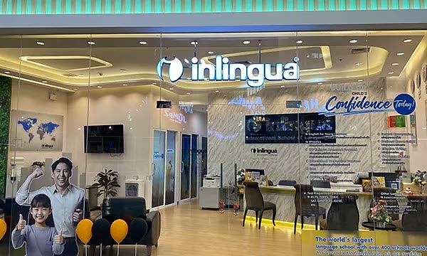 inlingua branch storefront at Seacon Bangkae